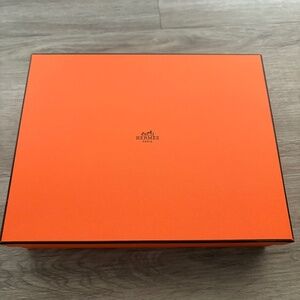 Hermes box